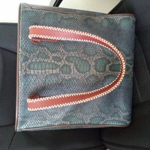 Consuela Classic Tote RATTLER